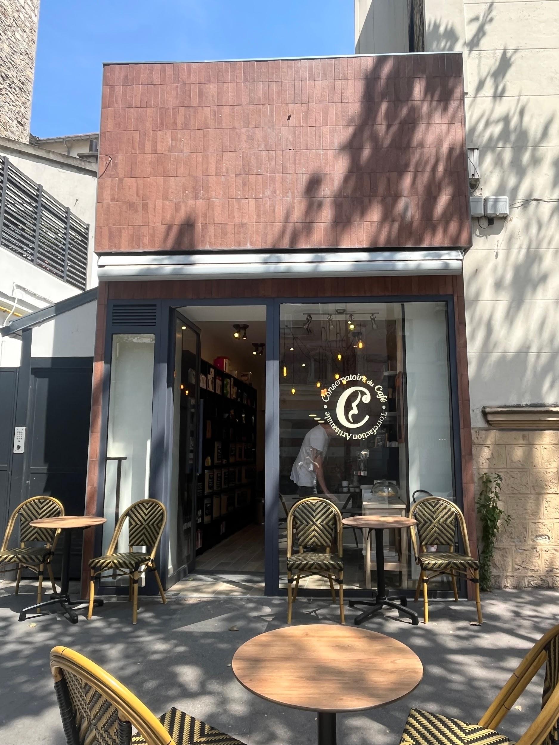 Façade de la boutique du Conservatoire du Café à Boulogne-Billancourt